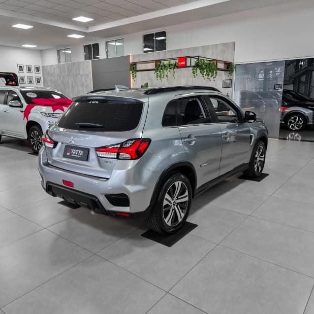 Mitsubishi OUTLANDER SPORT 2.0 MIVEC FLEX HPE AUTOMÁTICO 2021/2022