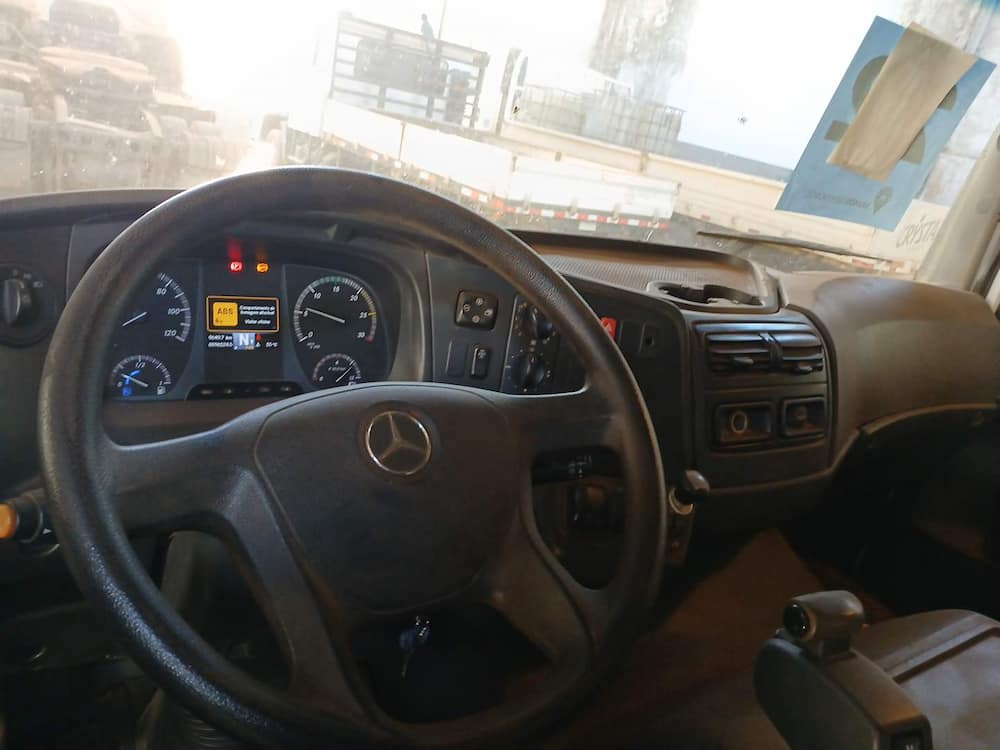 Mercedes-Benz Atego 2730 6x4 2p (diesel)(E5)