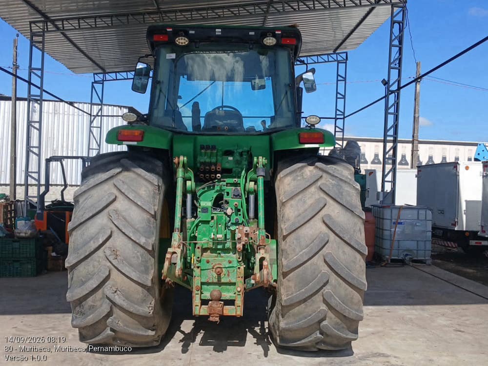 JOHN DEERE 7200J