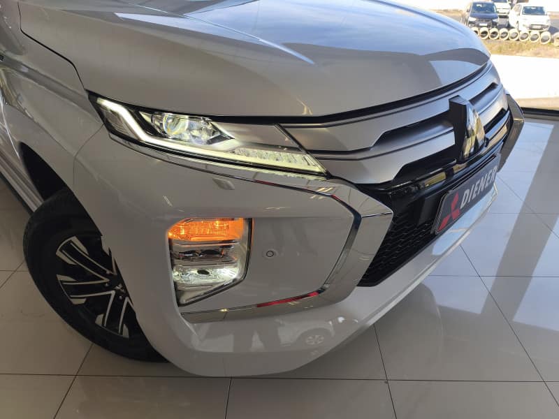 Mitsubishi PAJERO SPORT HPE-S 2.4 DIESEL 4X4 AUT 2024