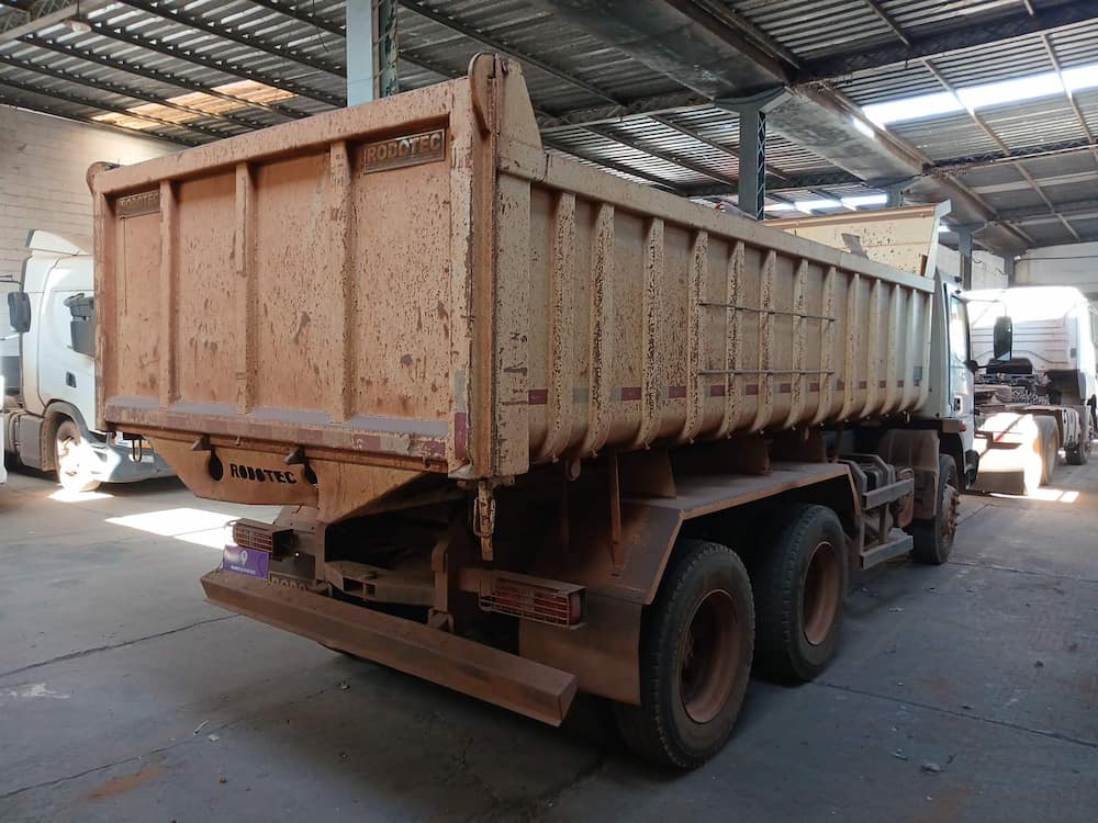 Mercedes-Benz Atego 2730 6x4 2p (diesel)(E5)