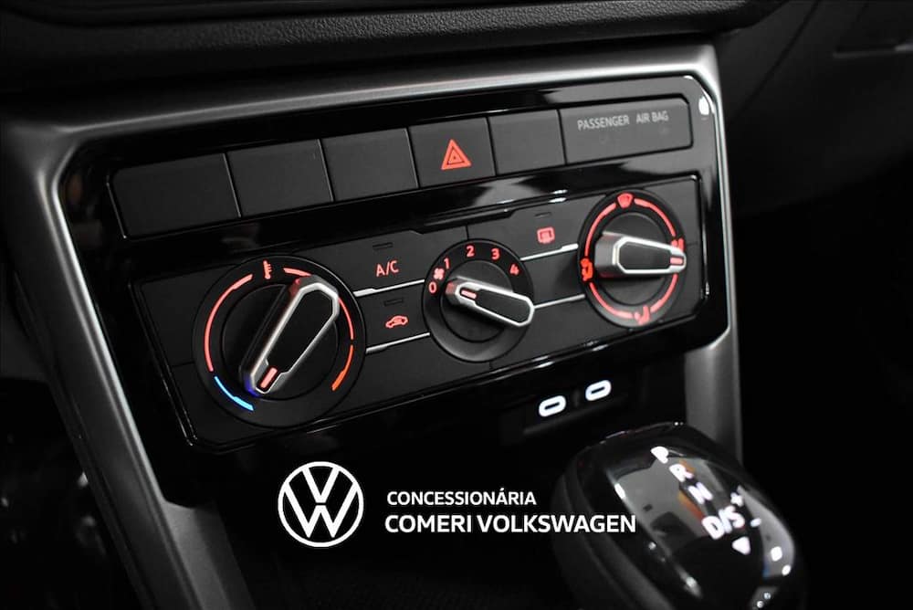 2026 VOLKSWAGEN T-CROSS 1.0 200 TSI TOTAL FLEX AUTOMÁTICO