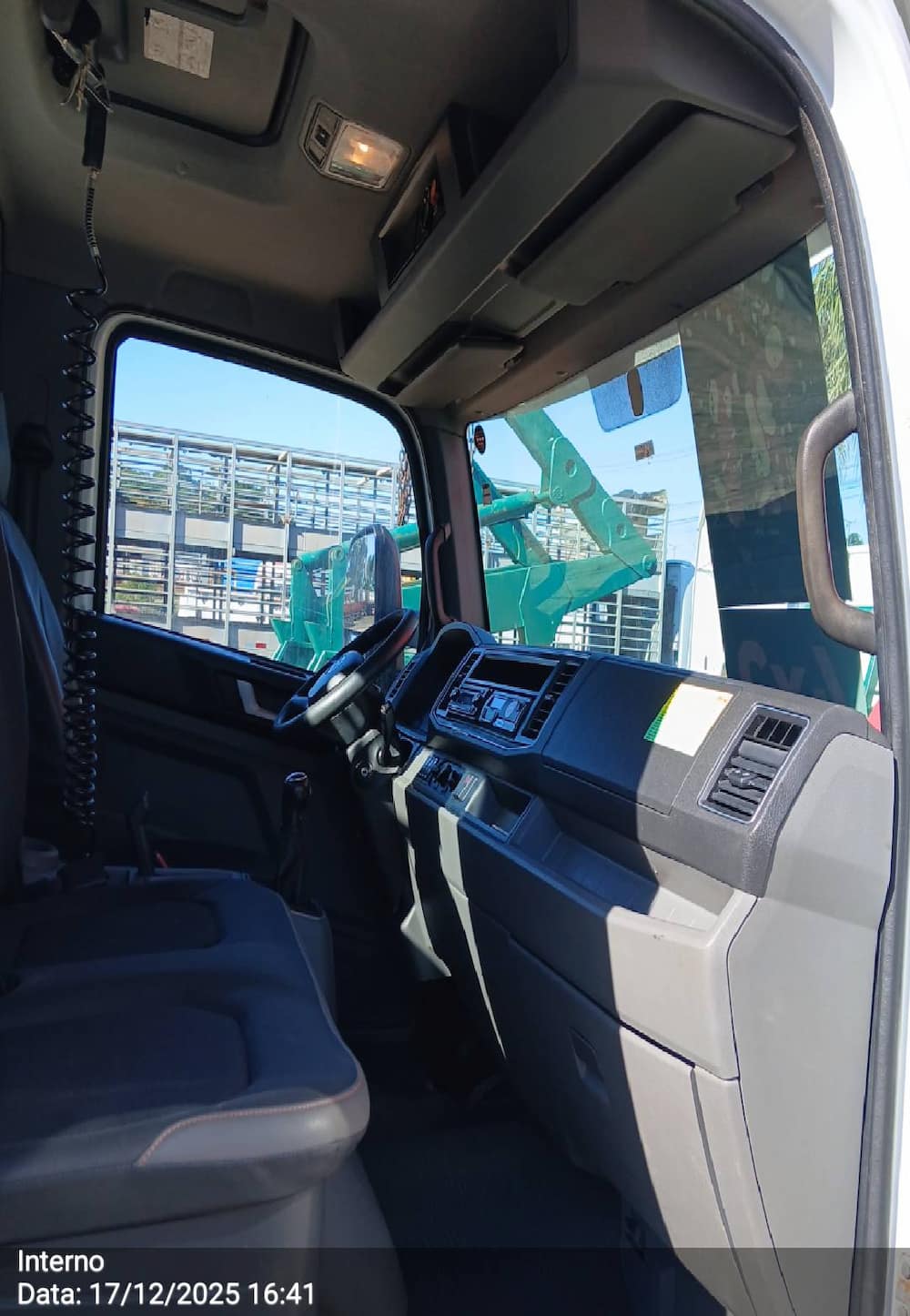Volkswagen 11-180 Delivery 2p (diesel)(E5)