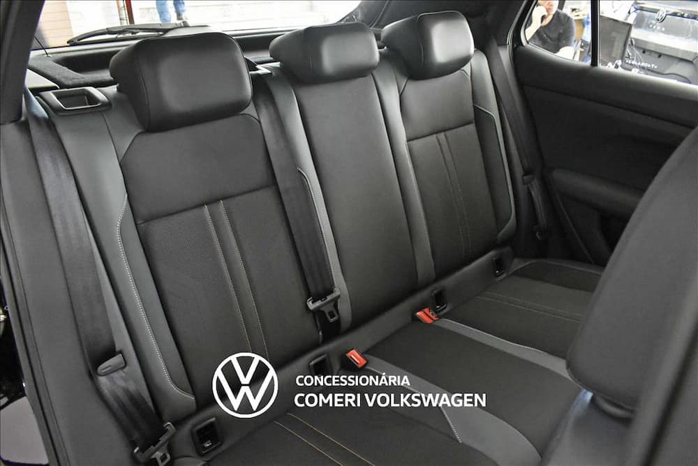 2027 VOLKSWAGEN T-CROSS 1.4 250 TSI TOTAL FLEX EXTREME AUTOMÁTICO