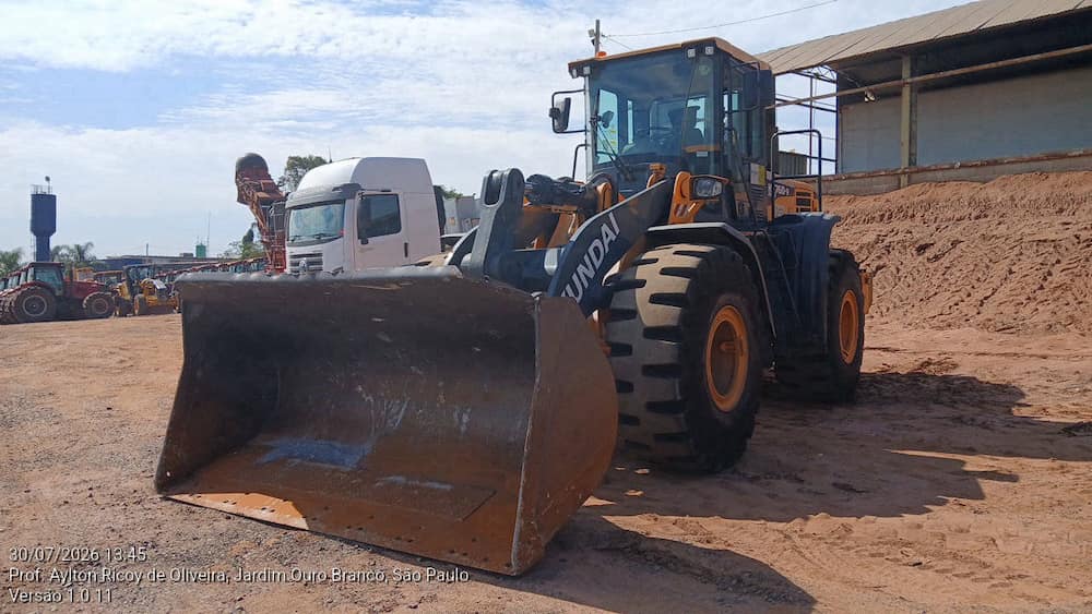 HYUNDAI HL760-9