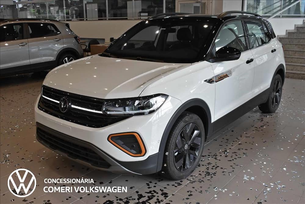 2027 VOLKSWAGEN T-CROSS 1.4 250 TSI TOTAL FLEX EXTREME AUTOMÁTICO