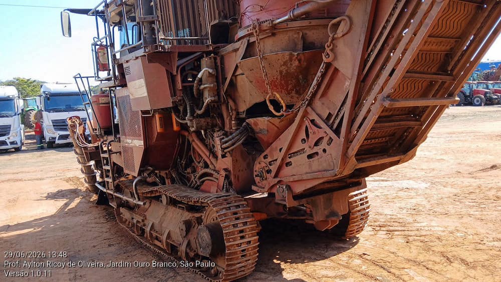 CASE 8810