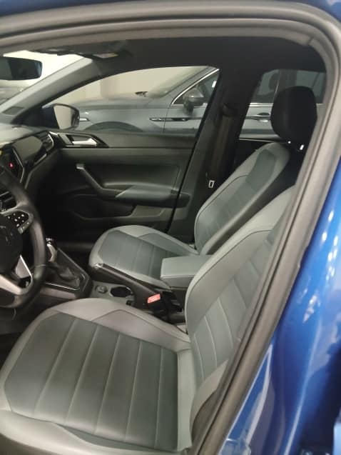 Volkswagen NIVUS 1.0 200 TSI TOTAL FLEX HIGHLINE AUTOMÁTICO