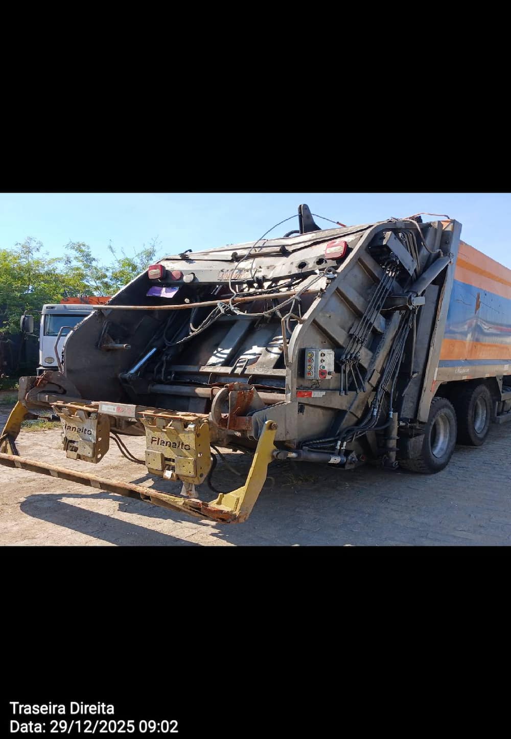 Volkswagen 24-260 E Constel. 6x2 2p (diesel)(E5)