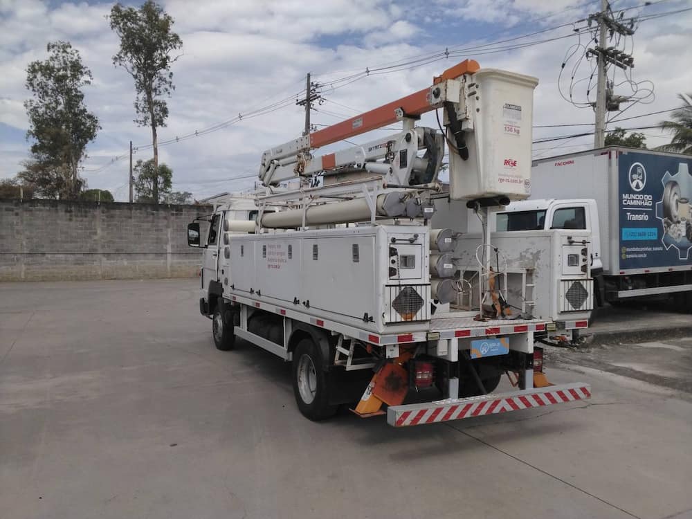 VOLKSWAGEN 8.160 DELIVERY 4X2