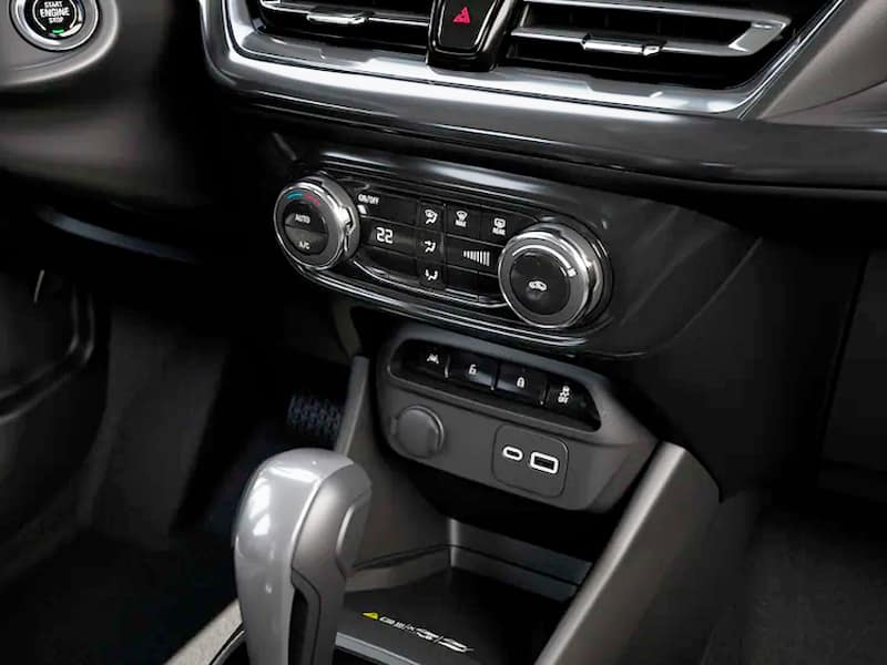 2027 CHEVROLET SPIN 1.8 LTZ 8V FLEX 4P AUTOMÁTICO