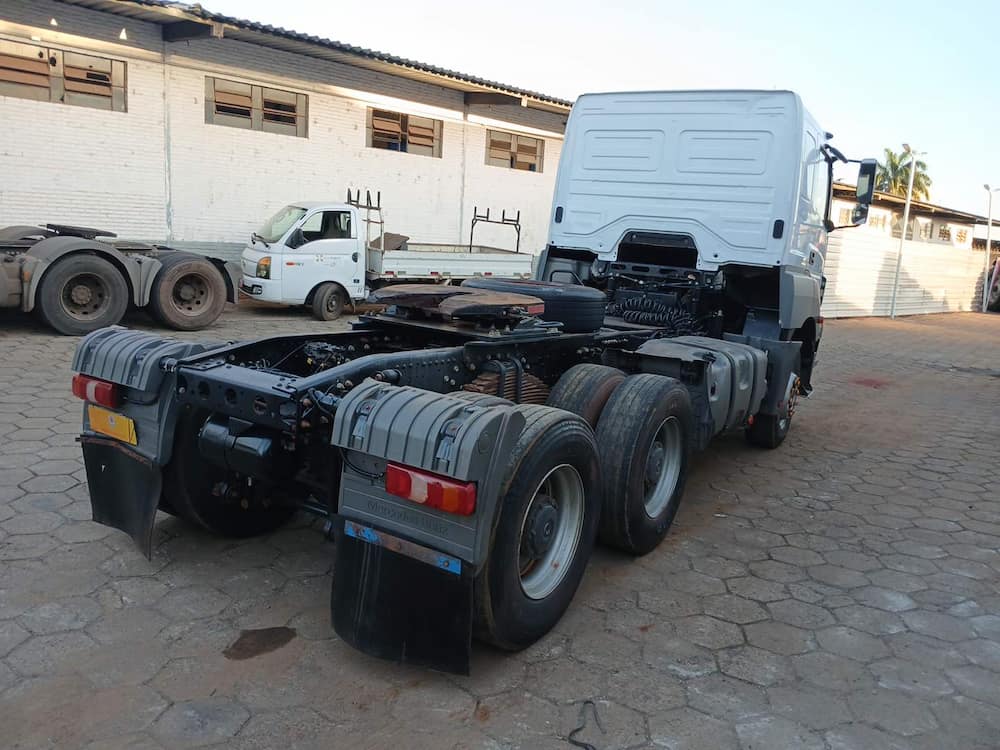 Mercedes-Benz Axor 3344 S (6X4)