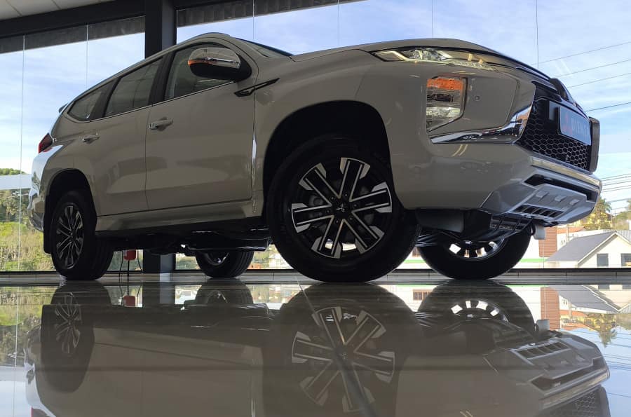 Mitsubishi PAJERO SPORT HPE-S 2.4 DIESEL 4X4 AUT 2024
