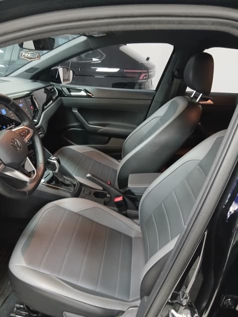 Volkswagen NIVUS 1.0 200 TSI TOTAL FLEX HIGHLINE AUTOMÁTICO
