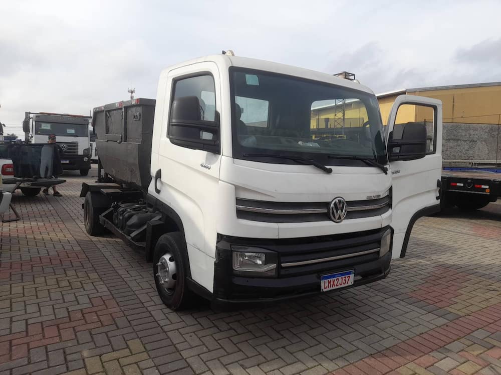 Volkswagen 6-160 Delivery 2p (diesel)(E5)