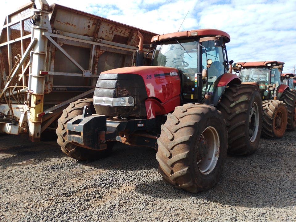 CASE PUMA 215