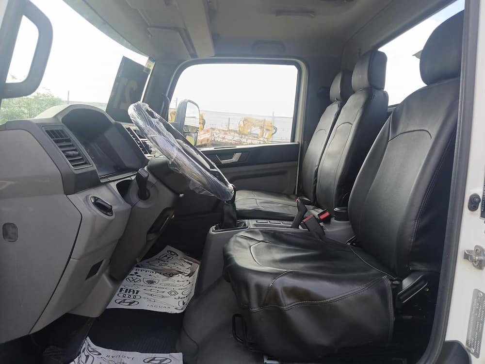 Volkswagen 11-180 Delivery 2p (diesel)(E5)