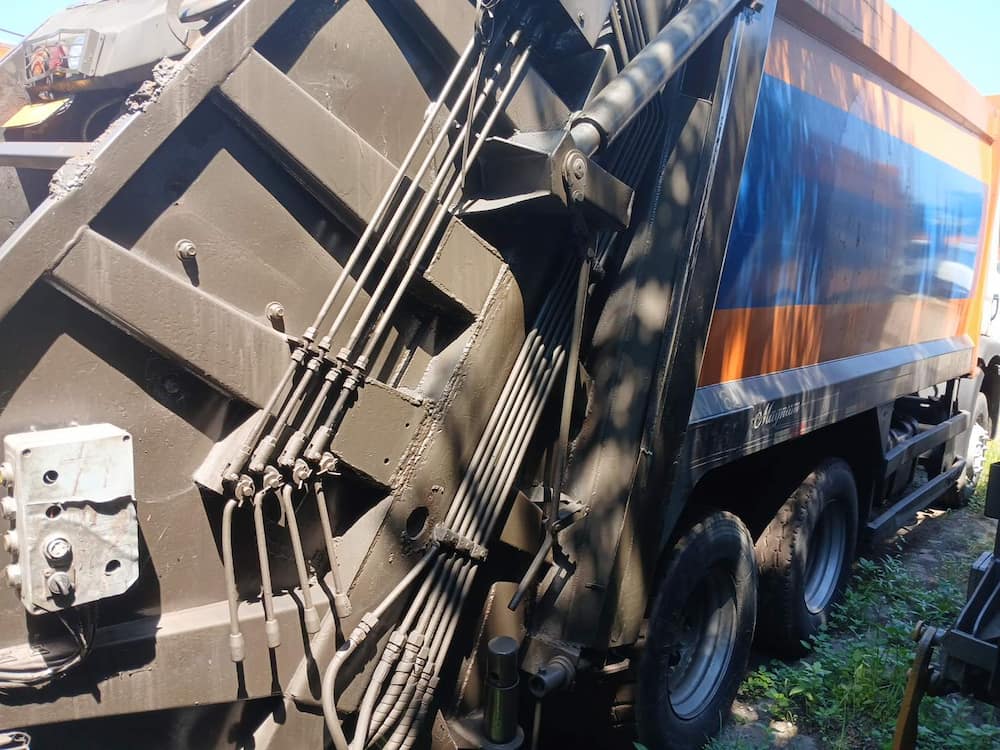 Volkswagen 24-260 E Constel. 6x2 2p (diesel)(E5)