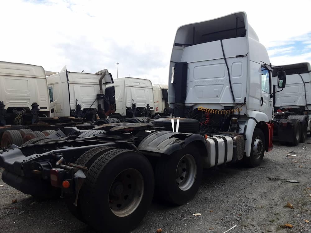 Volkswagen 25.420 Constellation 25.420 E DC Tractor V Tronic