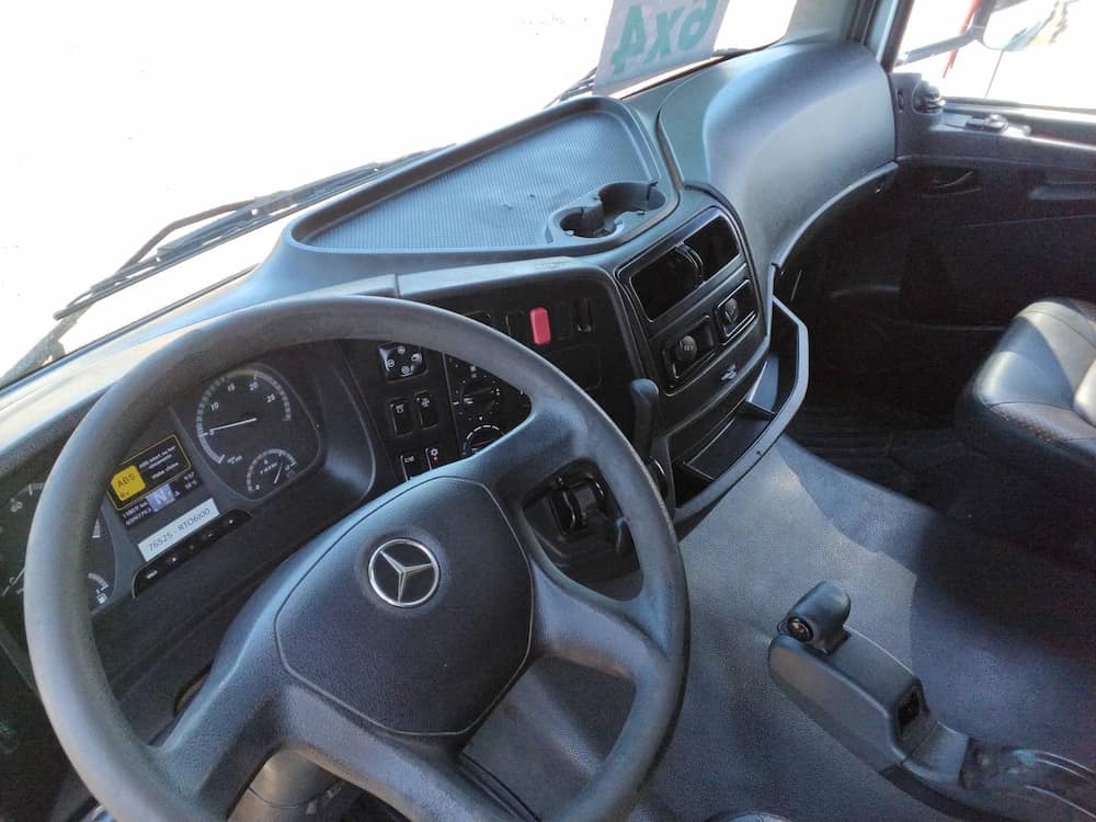 Mercedes-Benz Axor 3344 S (6X4)