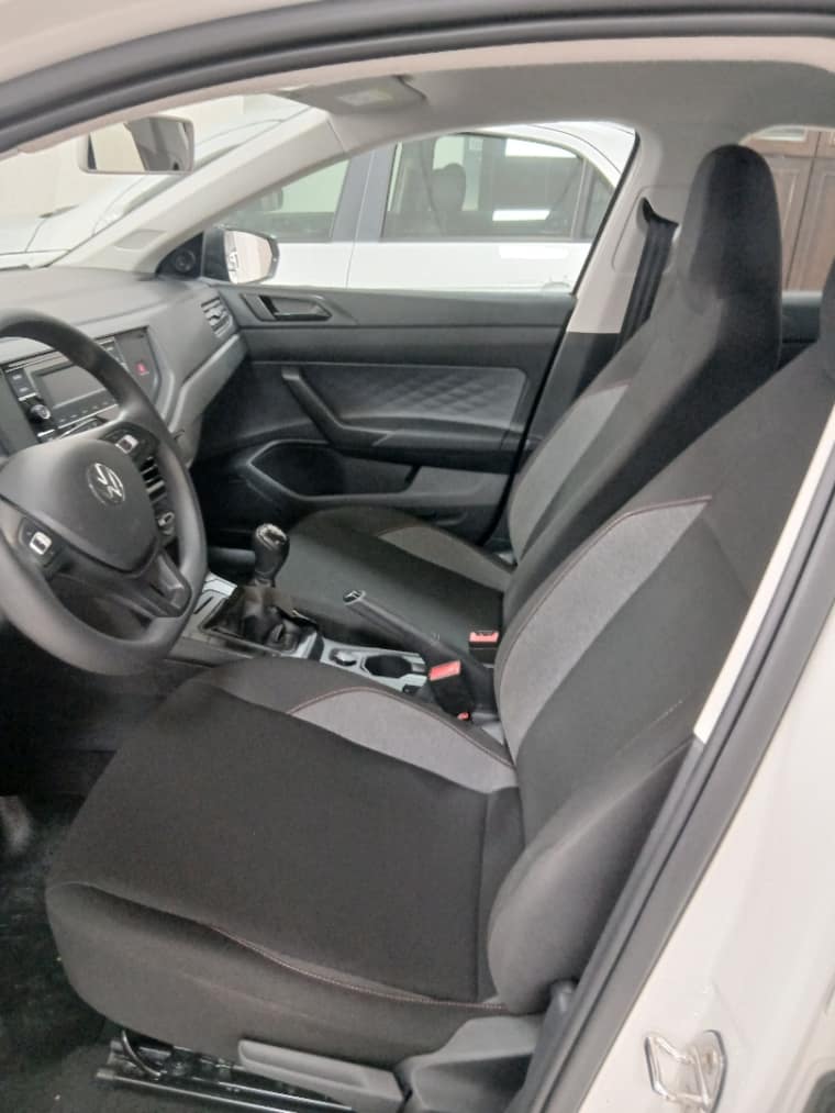Volkswagen POLO 1.0 MPI TRACK MANUAL