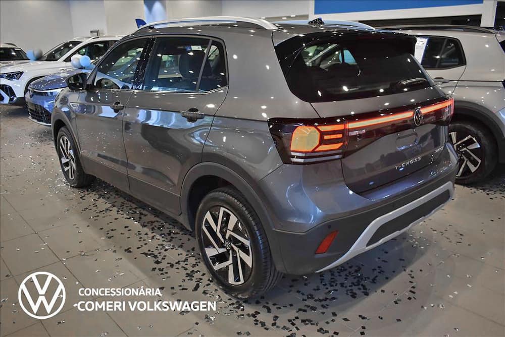 2027 VOLKSWAGEN T-CROSS 1.4 250 TSI TOTAL FLEX HIGHLINE AUTOMÁTICO