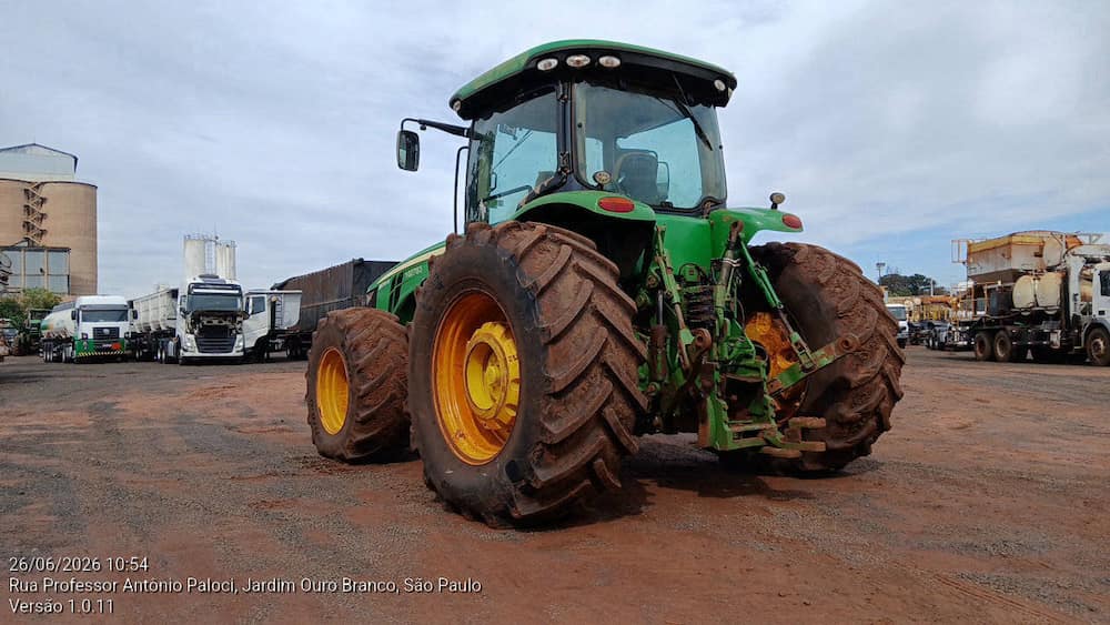 JOHN DEERE 8270R