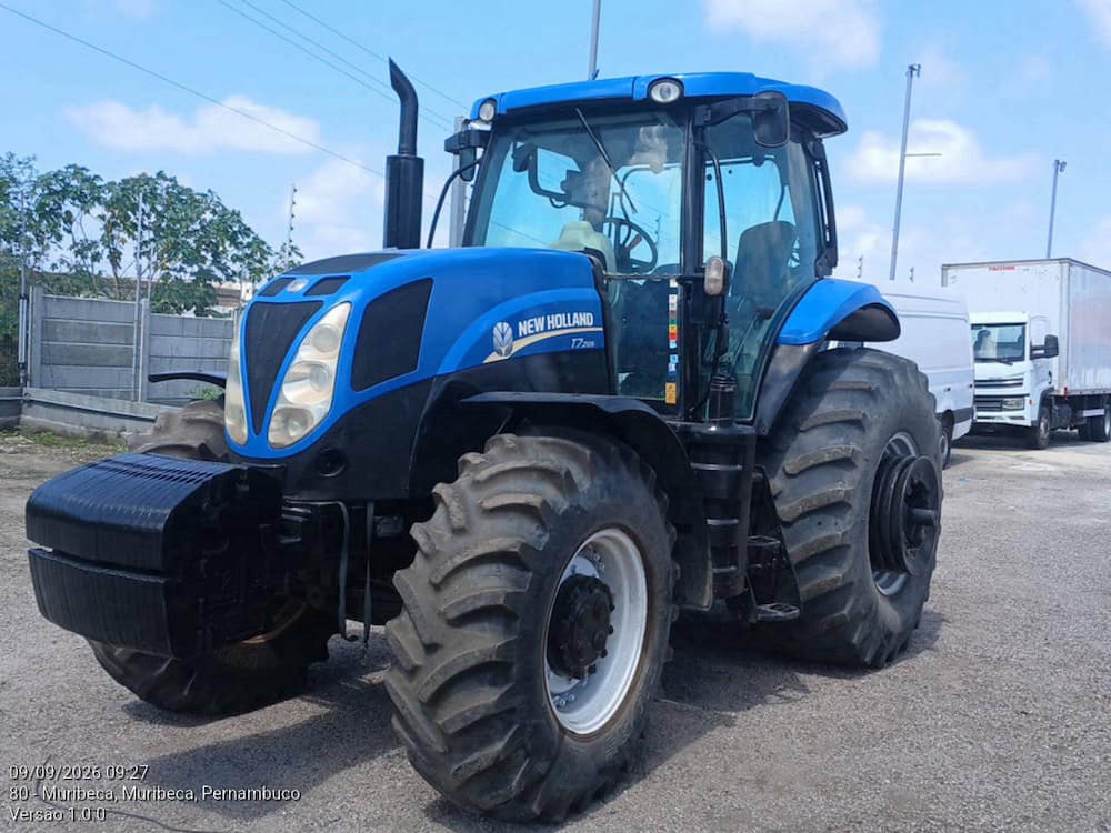 NEW HOLLAND T7205