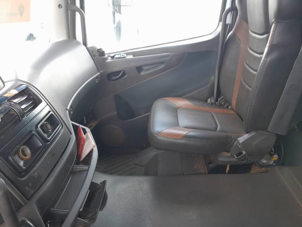 Mercedes-Benz Axor 3344 S (6X4)