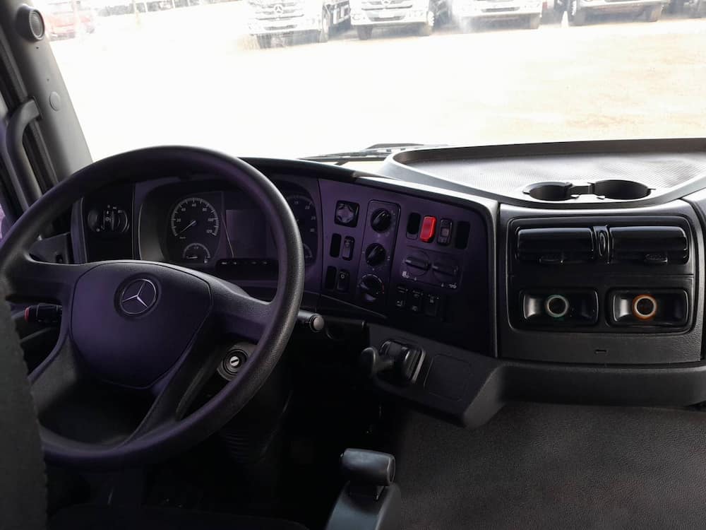 Mercedes-Benz ATEGO 3030