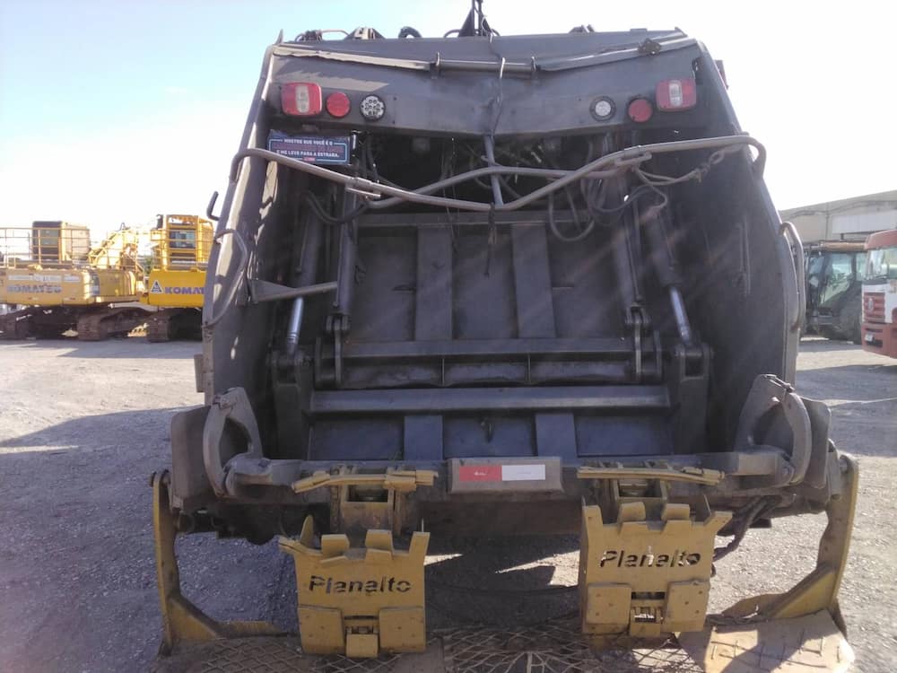 Volkswagen 24-260 E Constel. 6x2 2p (diesel)(E5)