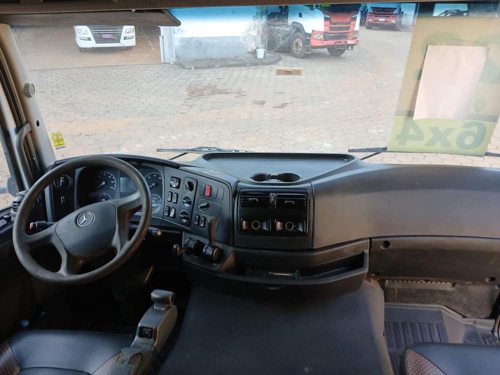 Mercedes-Benz Axor 3344 S (6X4)