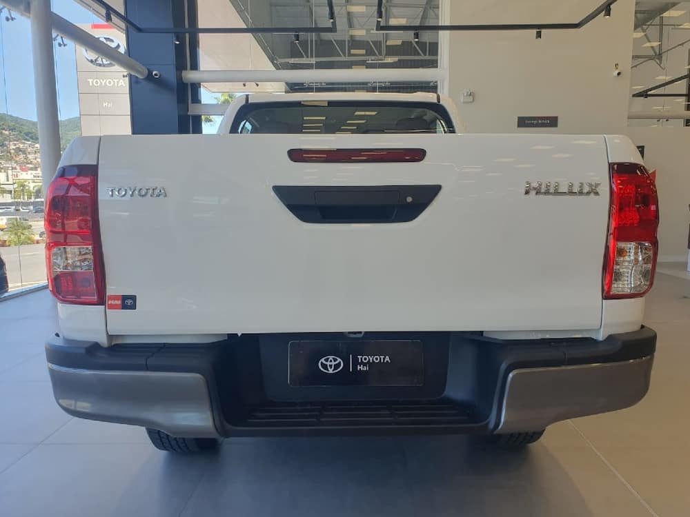TOYOTA HILUX 2.8 D-4D TURBO DIESEL CD POWER PACK 4X4 AUTOMATICO