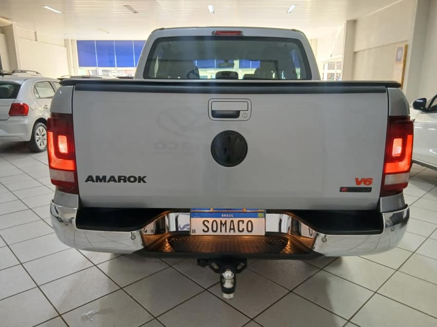 Volkswagen AMAROK 3.0 V6 TDI DIESEL HIGHLINE CD 4MOTION AUTOMÁTICO