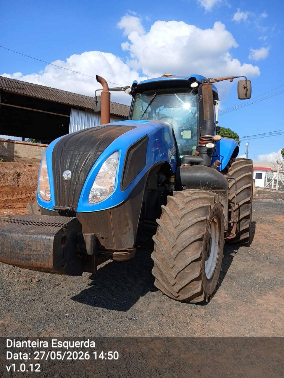 NEW HOLLAND T 8.325