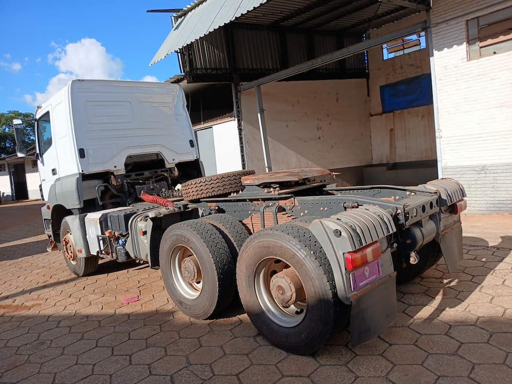 Mercedes-Benz Axor 3344 S (6X4)