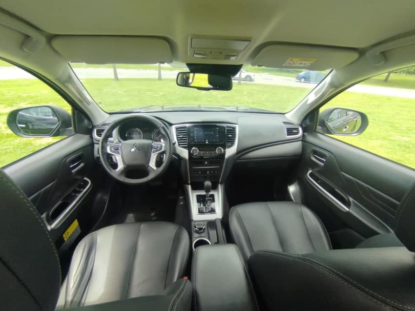 Mitsubishi L200 TRITON 2.4 TURBO DIESEL 4X4 AT SPORT HPE-S 2023/2024