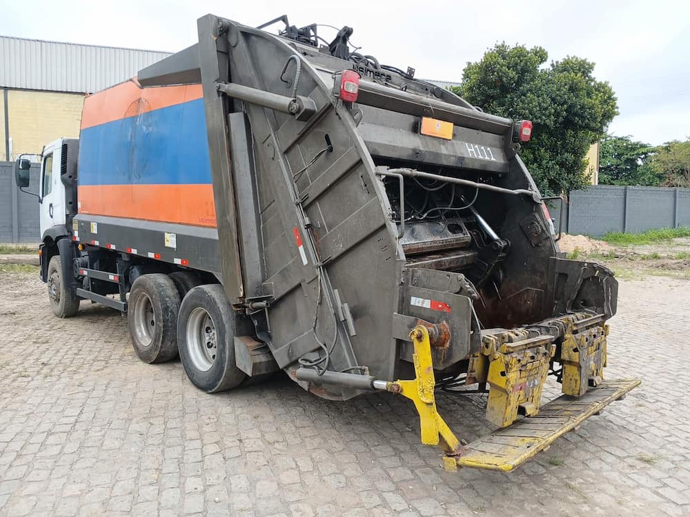Volkswagen 24-260 E Constel. 6x2 2p (diesel)(E5)