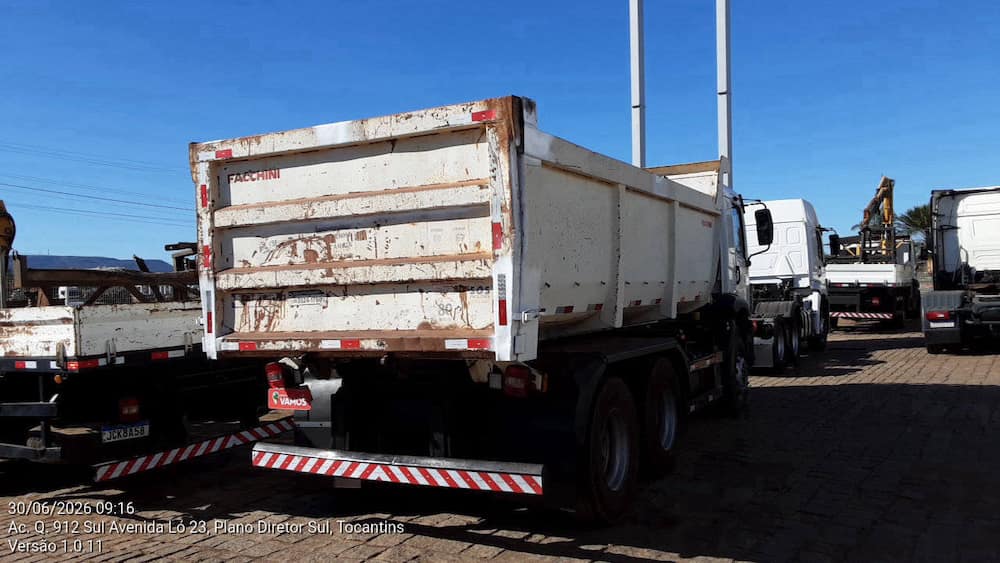 VOLKSWAGEN 31-330 E CONSTEL. 2P DIESEL E5 6X4