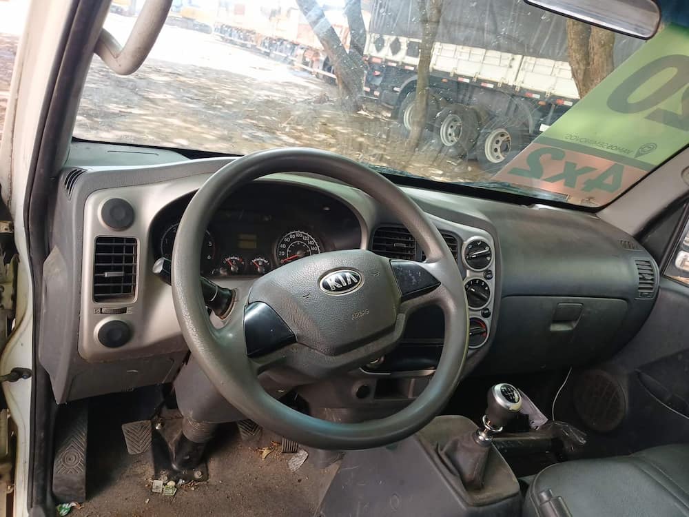 Kia Bongo K-2500 STD 4x2 RS (cab. simples)