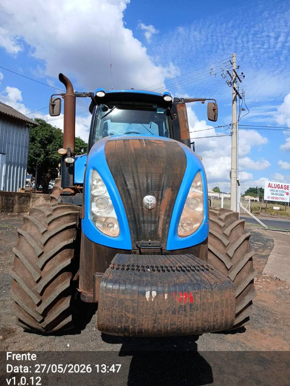 NEW HOLLAND T 8.325