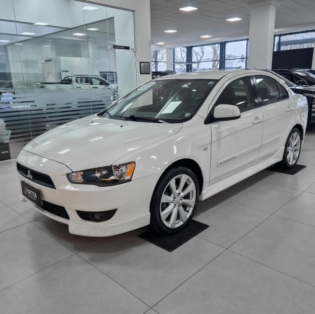Mitsubishi LANCER 2.0 CVT 16V GASOLINA 4P AUTOMÁTICO 2013/2014