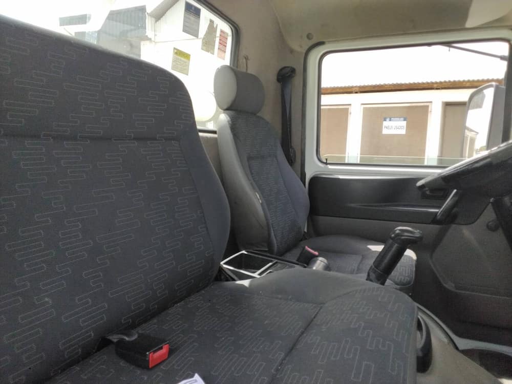 VOLKSWAGEN 8.160 DELIVERY 4X2
