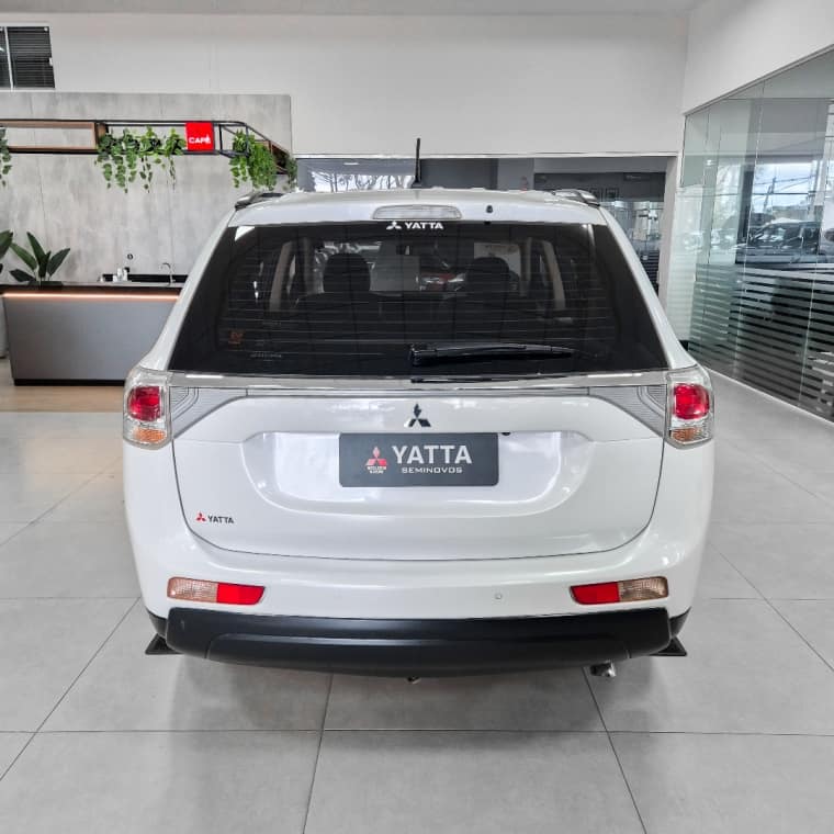 Mitsubishi OUTLANDER 2014/2015