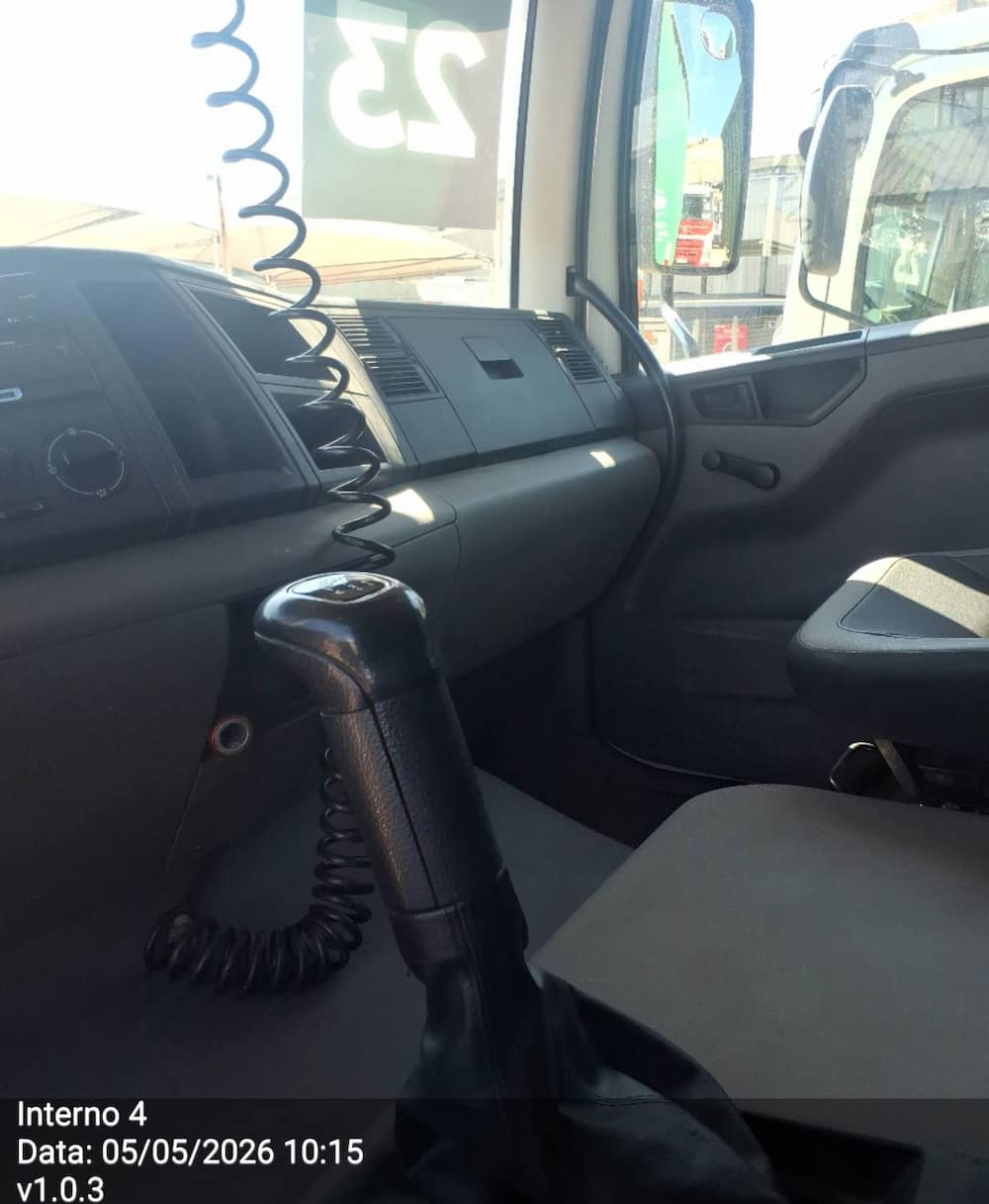 VOLKSWAGEN 30-280 CONSTELLATION 2P DIESEL E5 8X2