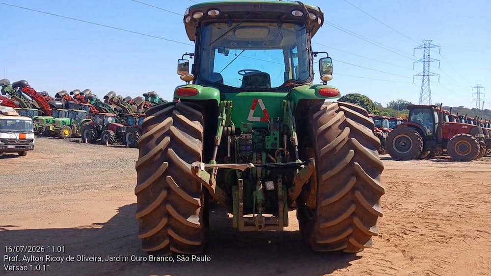 JOHN DEERE 8270R