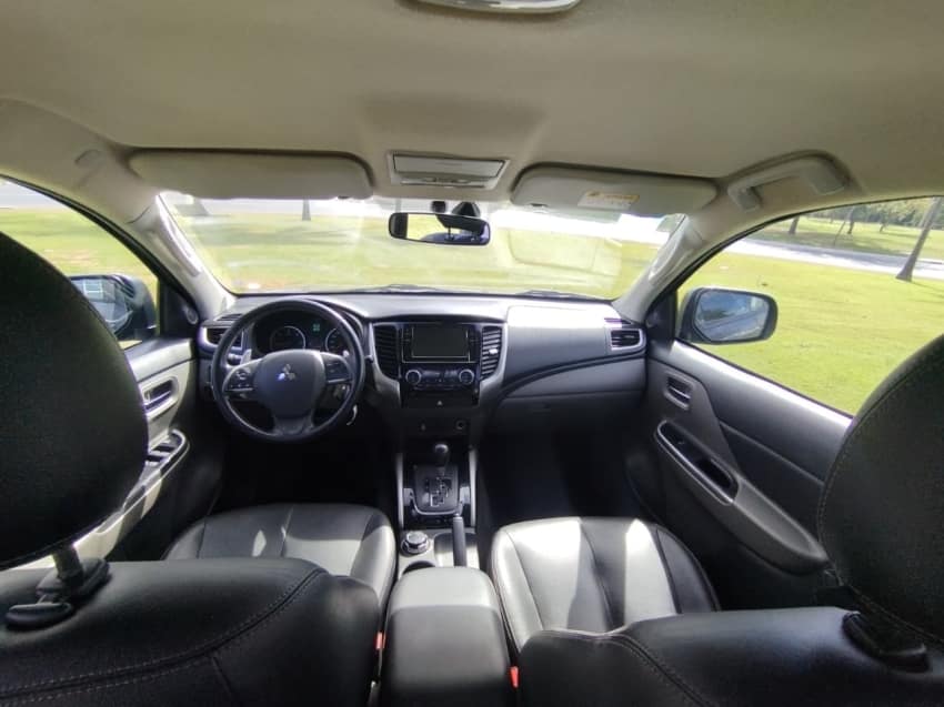 Mitsubishi L200 TRITON 2.4 16V TURBO DIESEL SPORT HPE CD 4P 4X4 AUTOMÁTICO