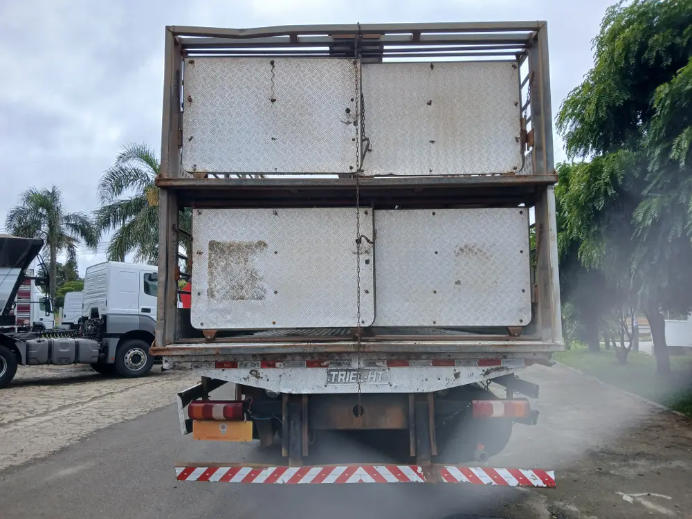 MERCEDES-BENZ ATEGO 2426