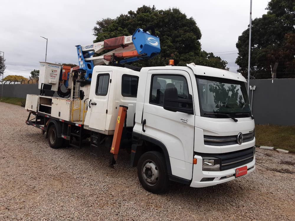 Volkswagen 9-170 Delivery 2p (diesel)(E5)
