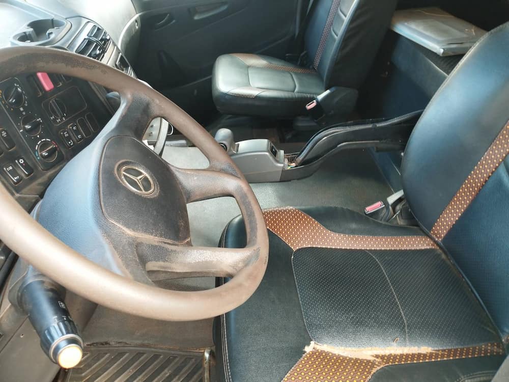 Mercedes-Benz Axor 3344 S (6X4)